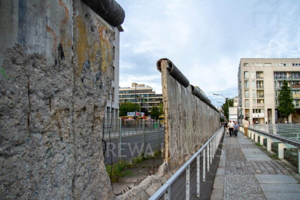 Broken Berlin Wall
